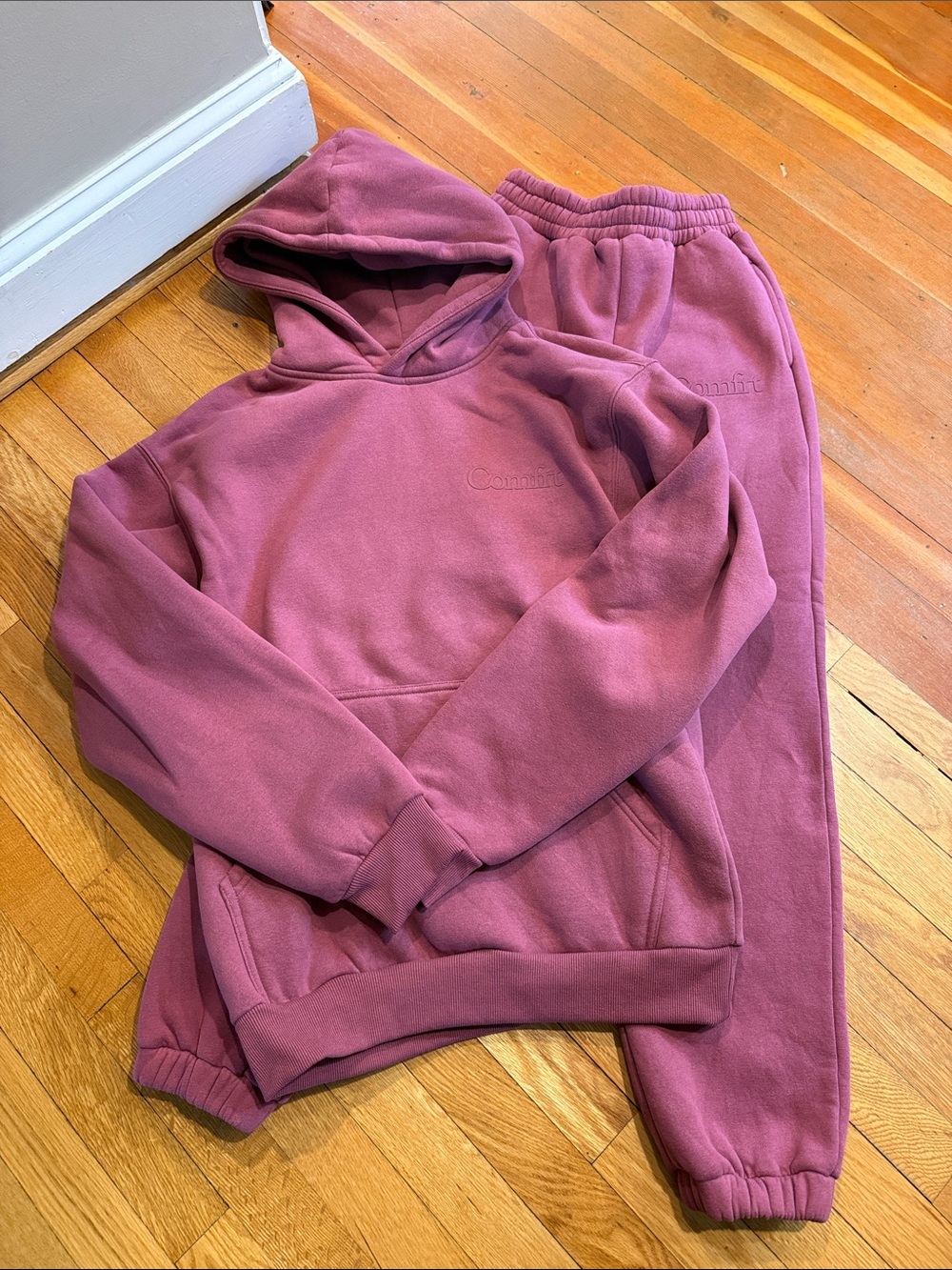 Comfrt Women’s Sweat Set
